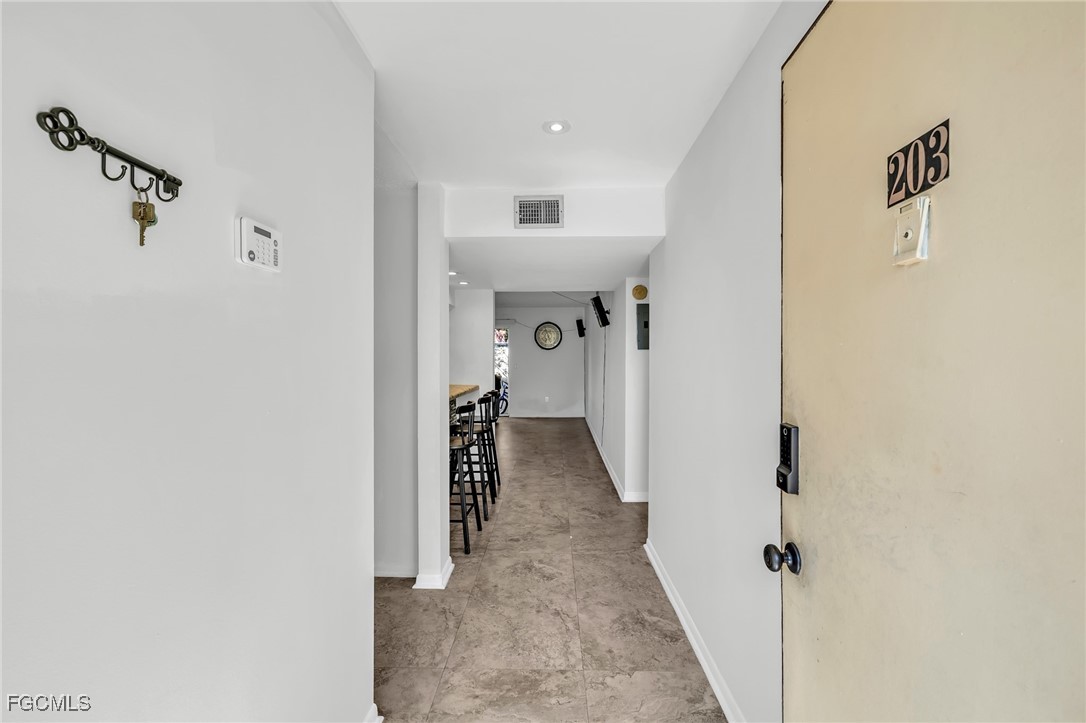 10772 La Placida DR 7-203