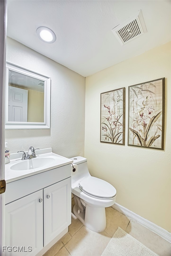 1444 Park Shore Cir 3 Property Photo 20