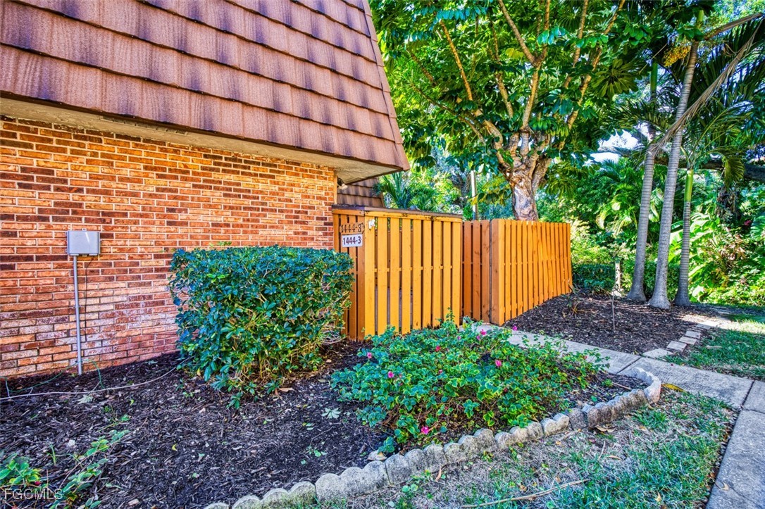 1444 Park Shore Cir 3 Property Photo 21