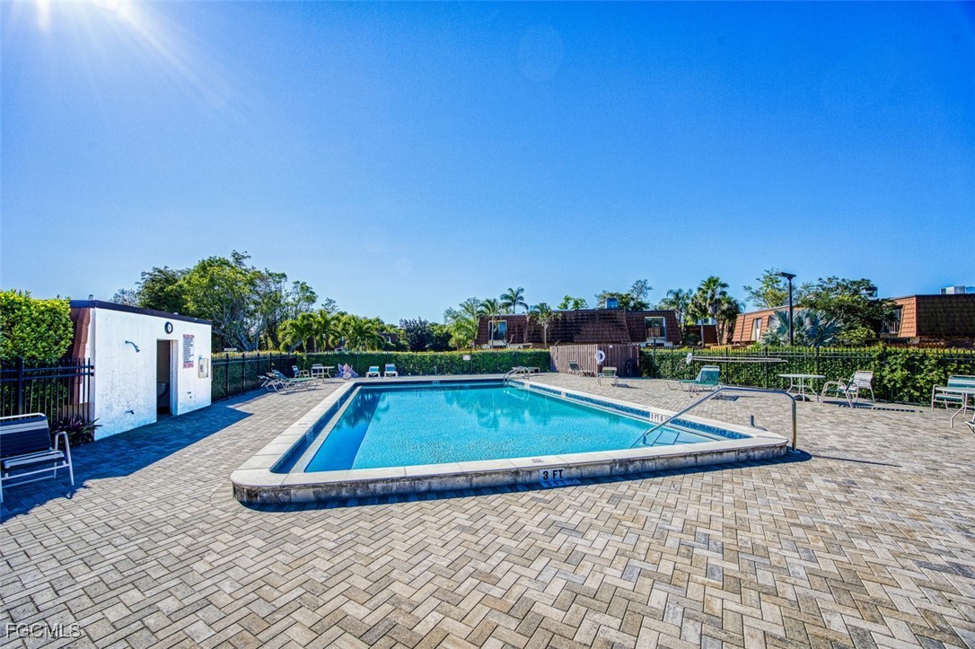 1444 Park Shore Cir 3 Property Photo 26