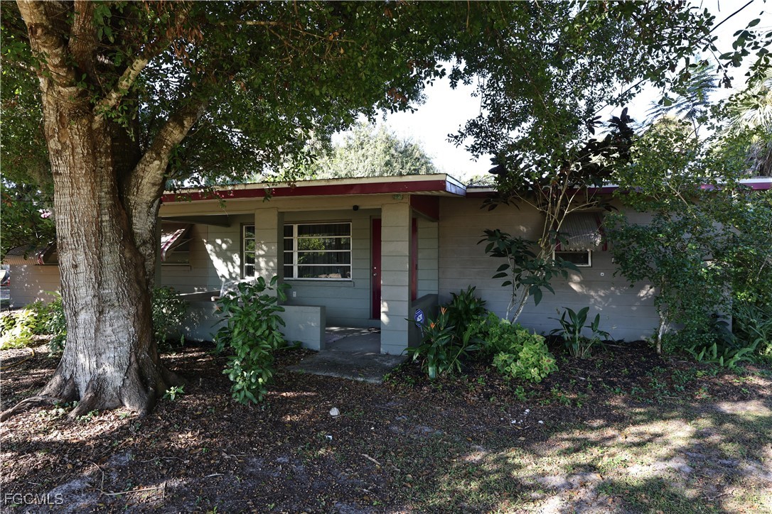 253 W Mariana Ave Property Photo 3