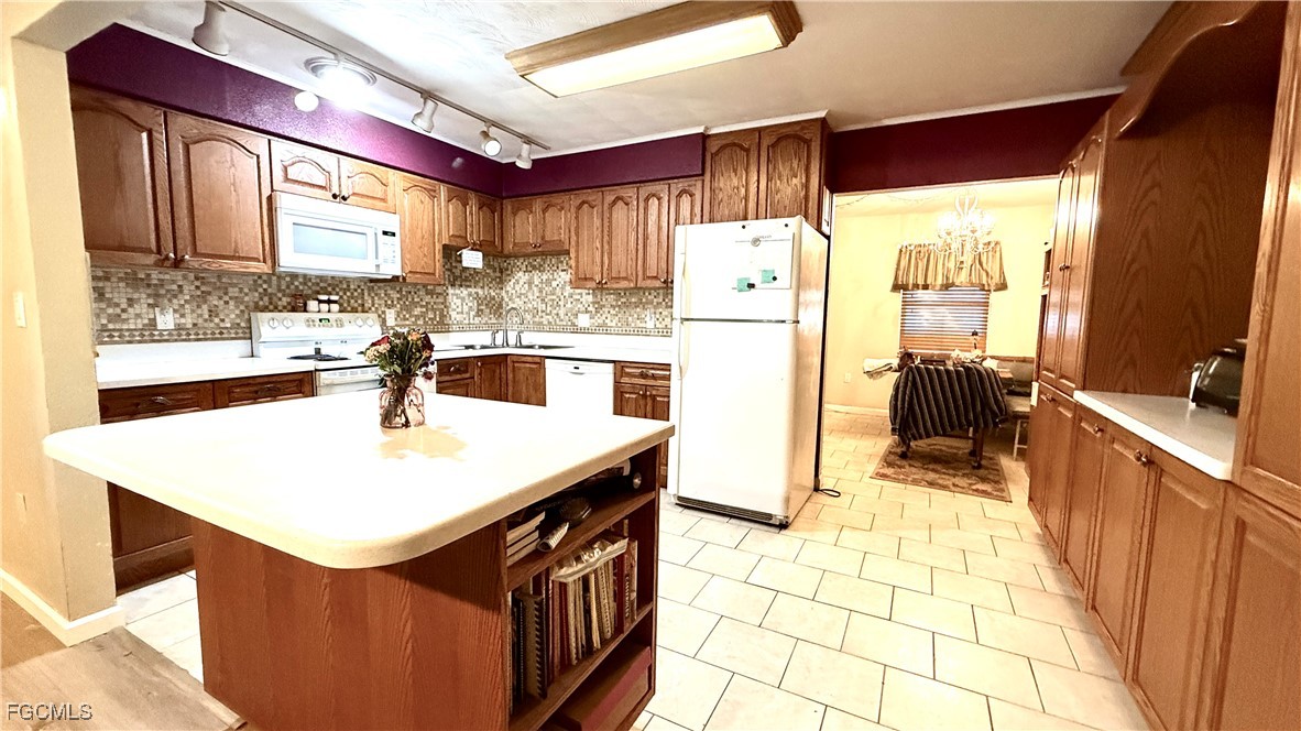 253 W Mariana Ave Property Photo 8