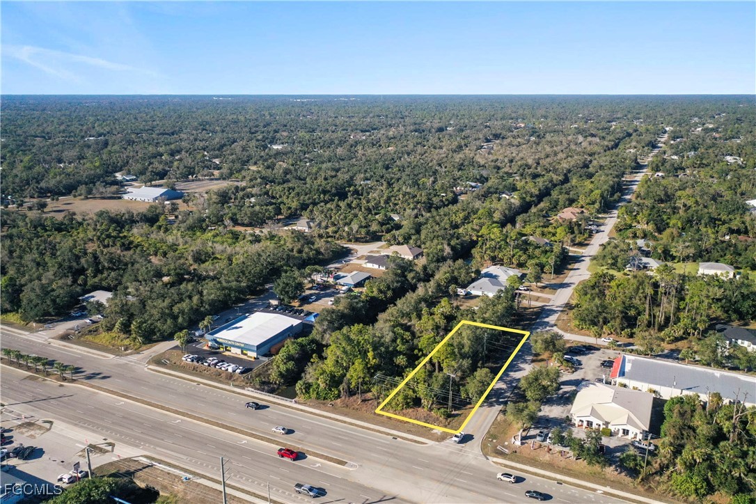 744 Tamiami Trl Property Photo 6