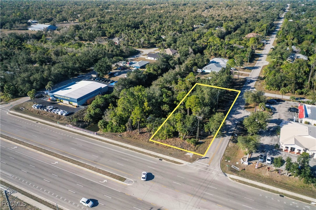 744 Tamiami Trl Property Photo 7