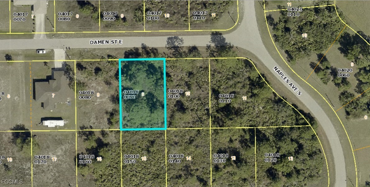 1248 Damen St E Property Photo 2