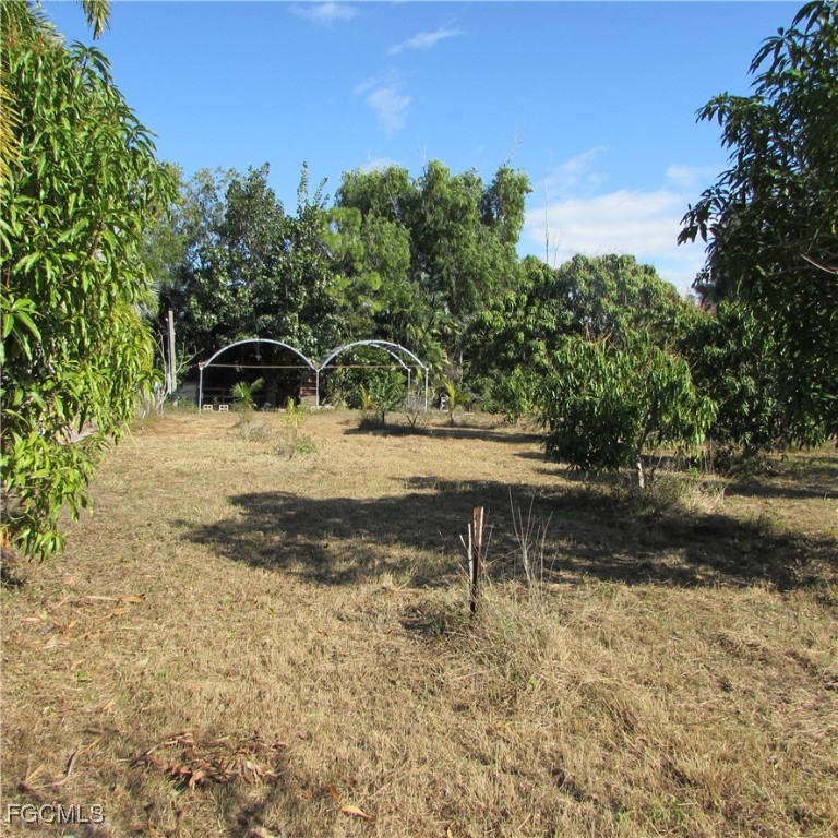8390 Stringfellow Rd Property Photo 6