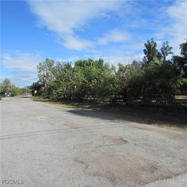 8390 Stringfellow Rd Property Photo 17