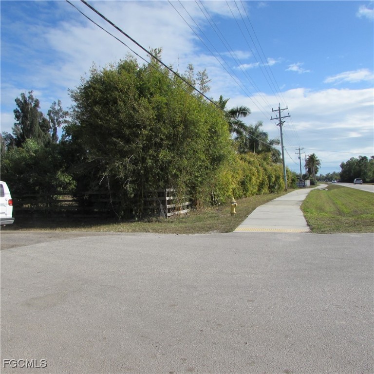 8390 Stringfellow Rd Property Photo 19