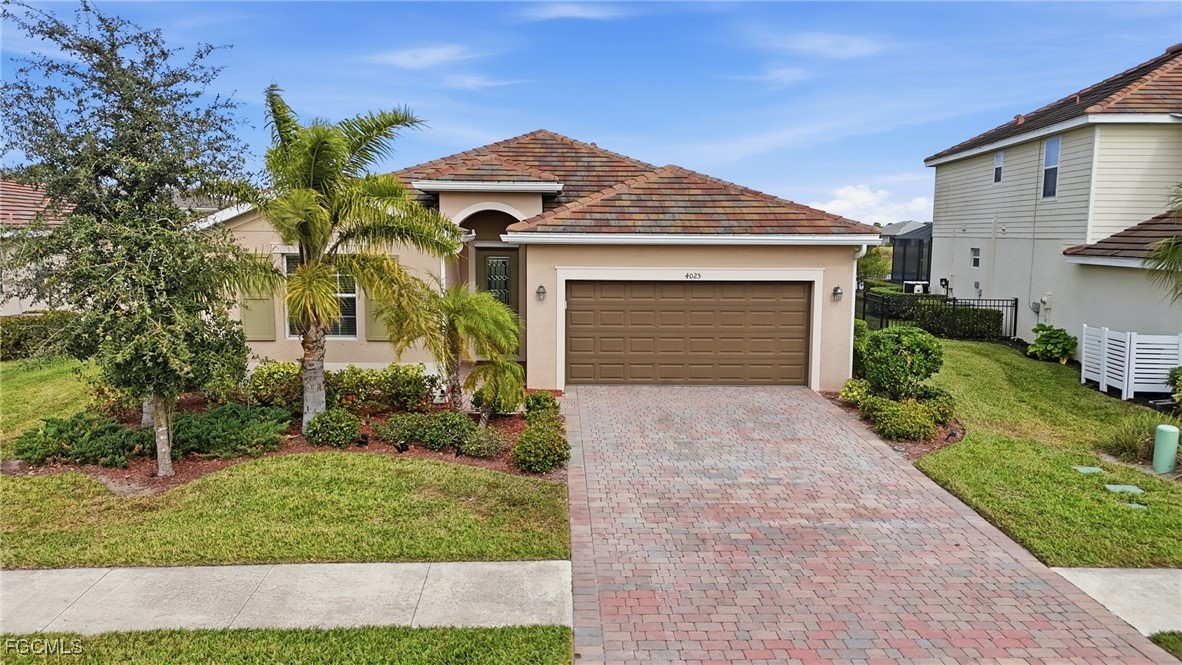 4025 E Hampton Cir Property Photo 1