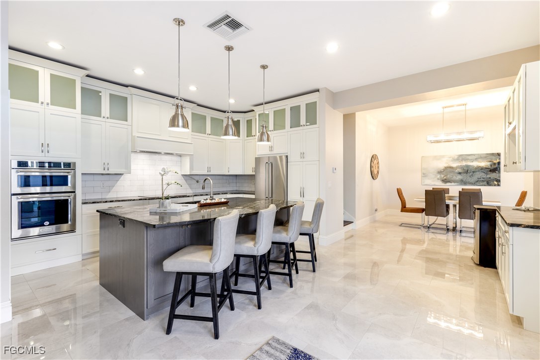 5652 Kensington Loop Property Photo 1