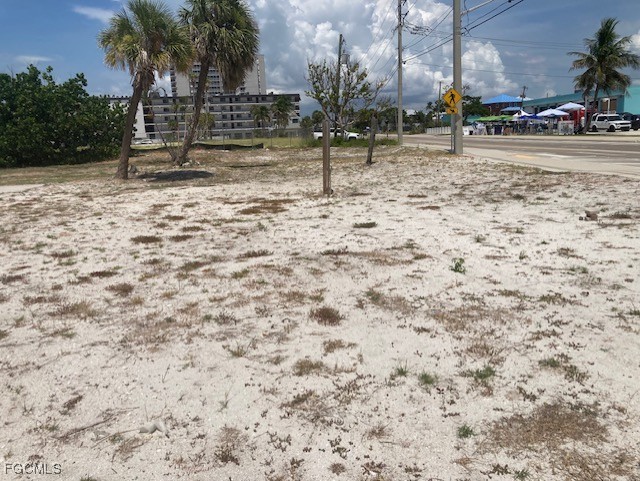 2370 Estero Blvd Property Photo 9