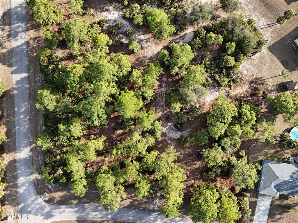5010 Squaw Ln Property Photo 6