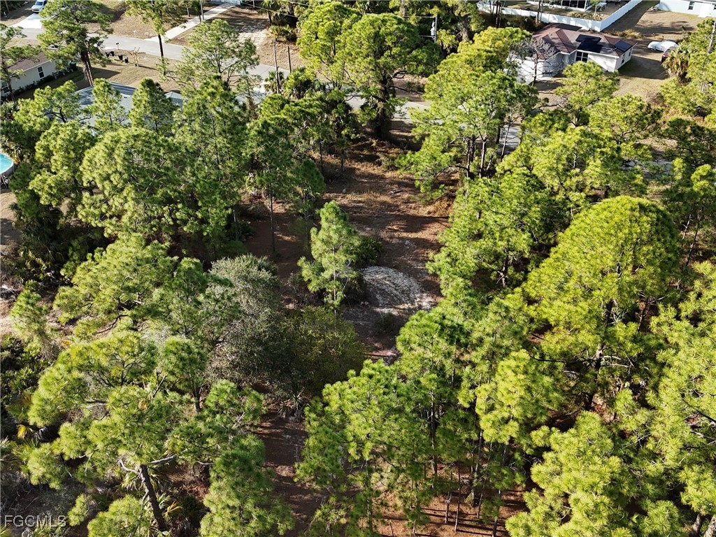 5010 Squaw Ln Property Photo 9