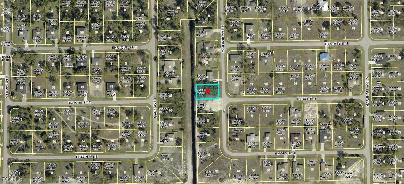 1020 Manikin AVE S Property Photo 1