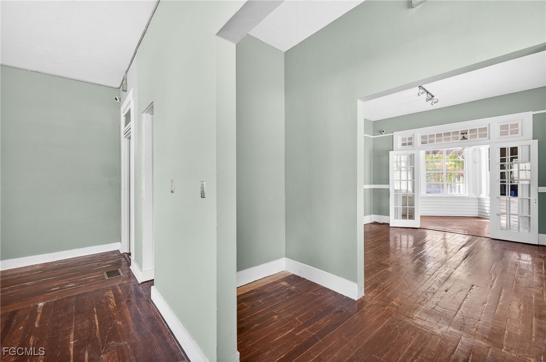 1793 Fowler St Property Photo 15