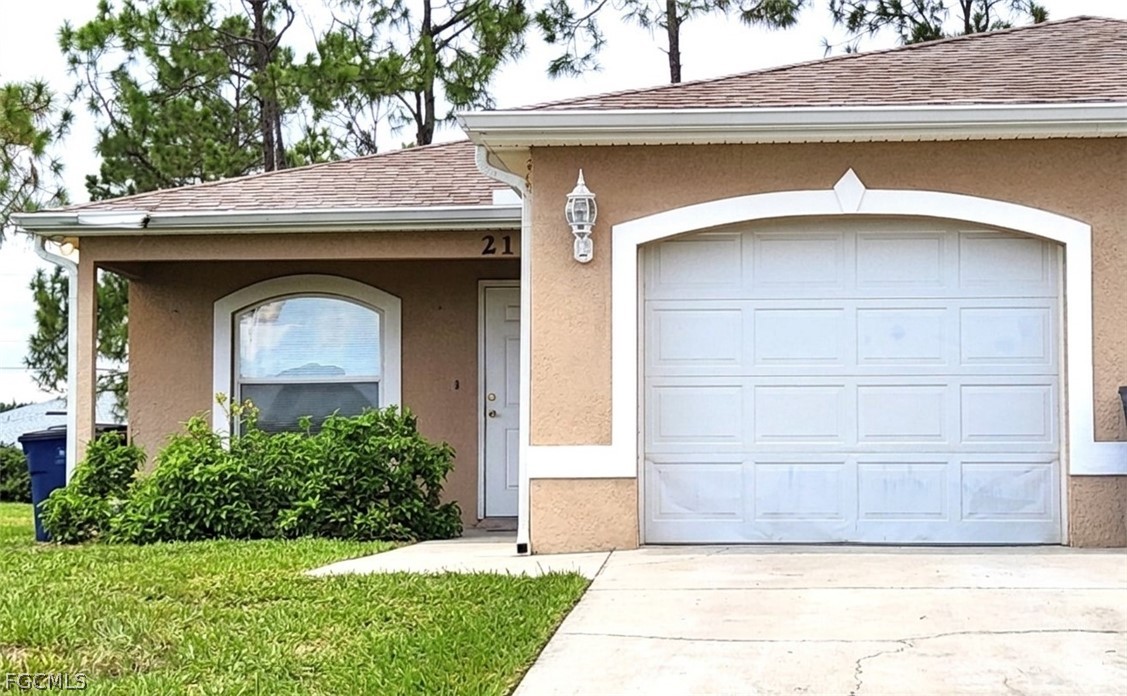 2120 Snead Dr Property Photo 2