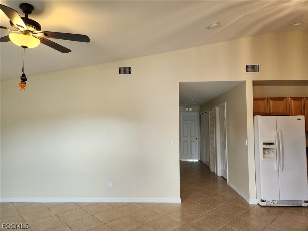 2120 Snead Dr Property Photo 8