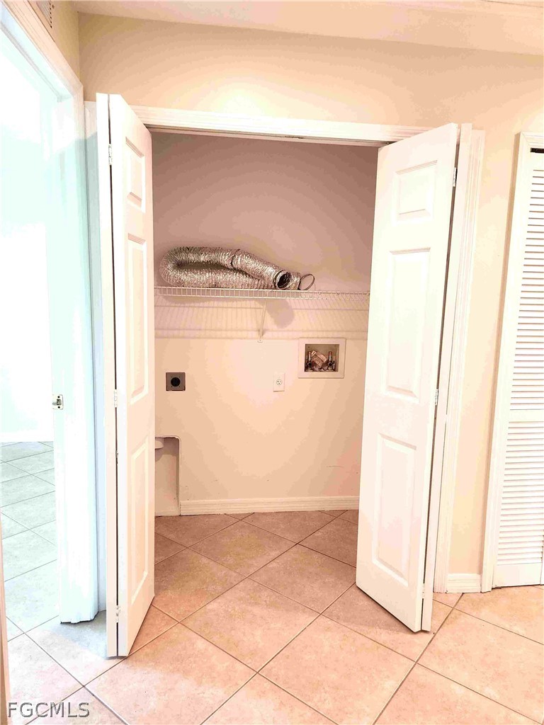 2120 Snead Dr Property Photo 17