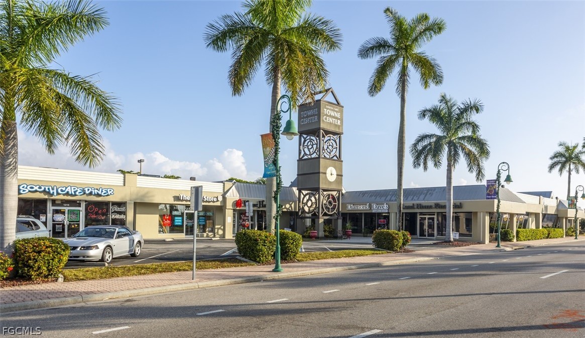 1201-1317 Cape Coral Pkwy E Property Photo 1