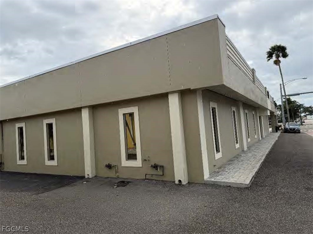 1201-1317 Cape Coral Pkwy E Property Photo 6