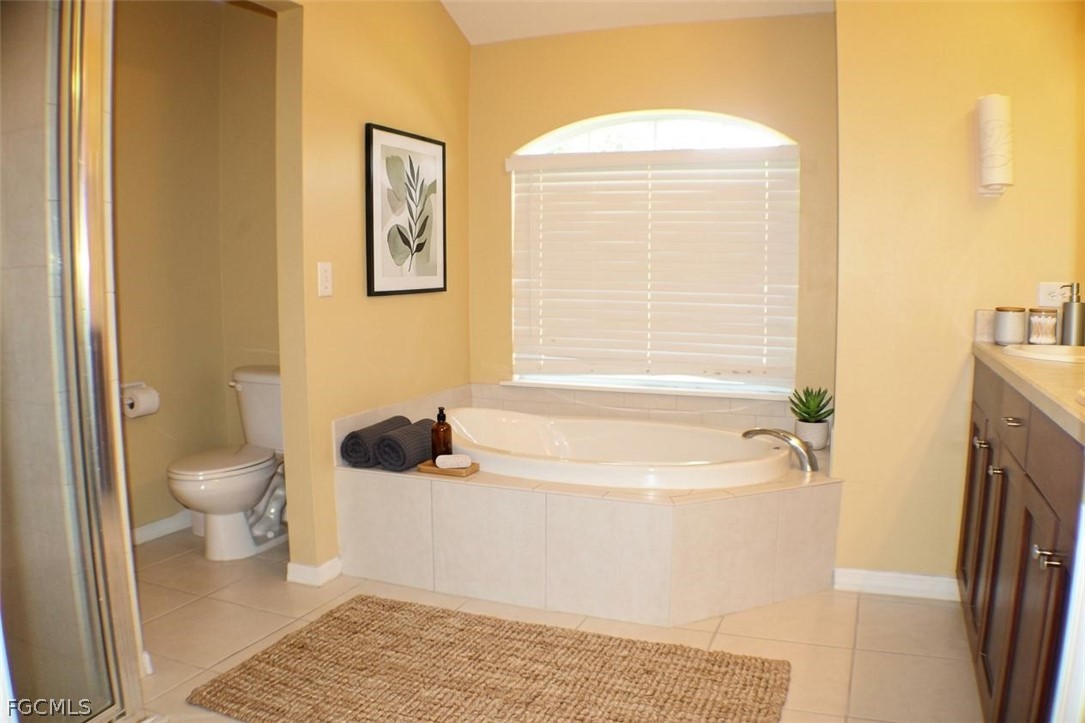 1130 Bari St E Property Photo 10