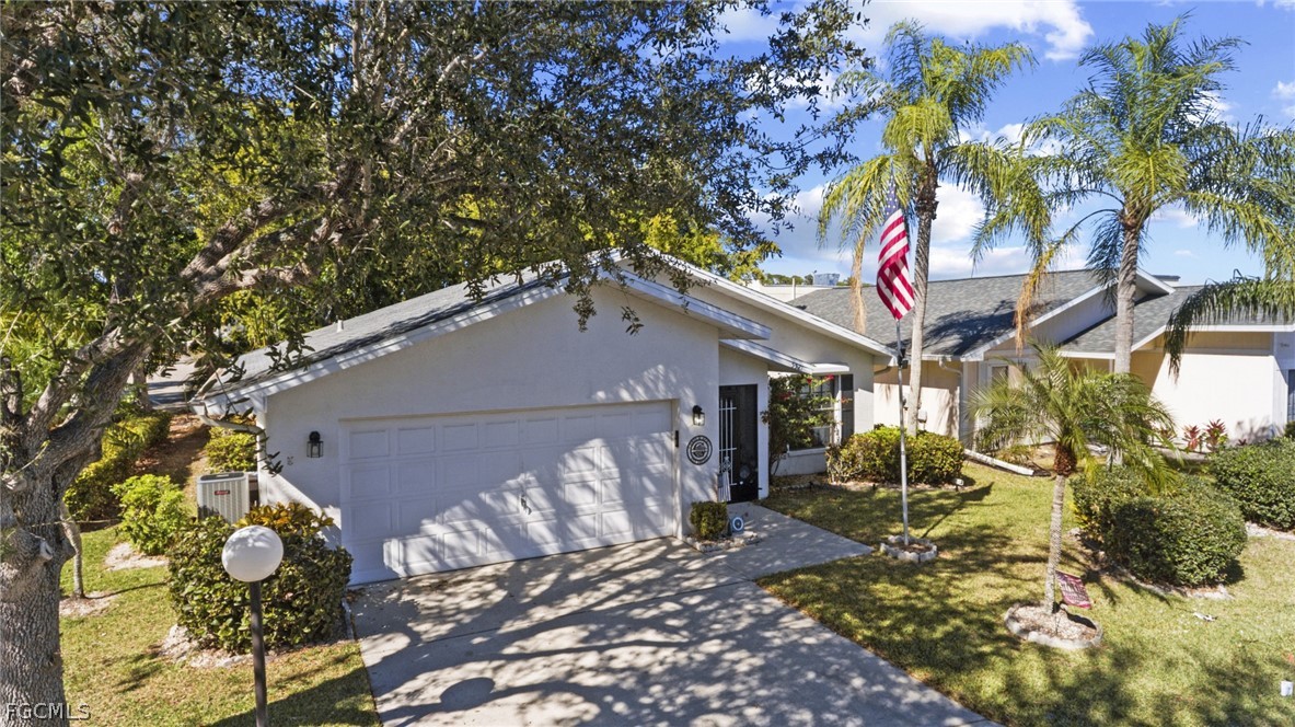 5521 Longleaf DR Property Photo 1
