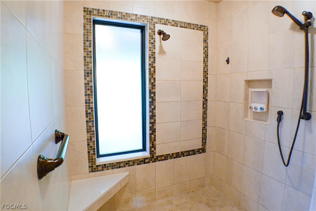 112 Pinebrook Dr Property Photo 20
