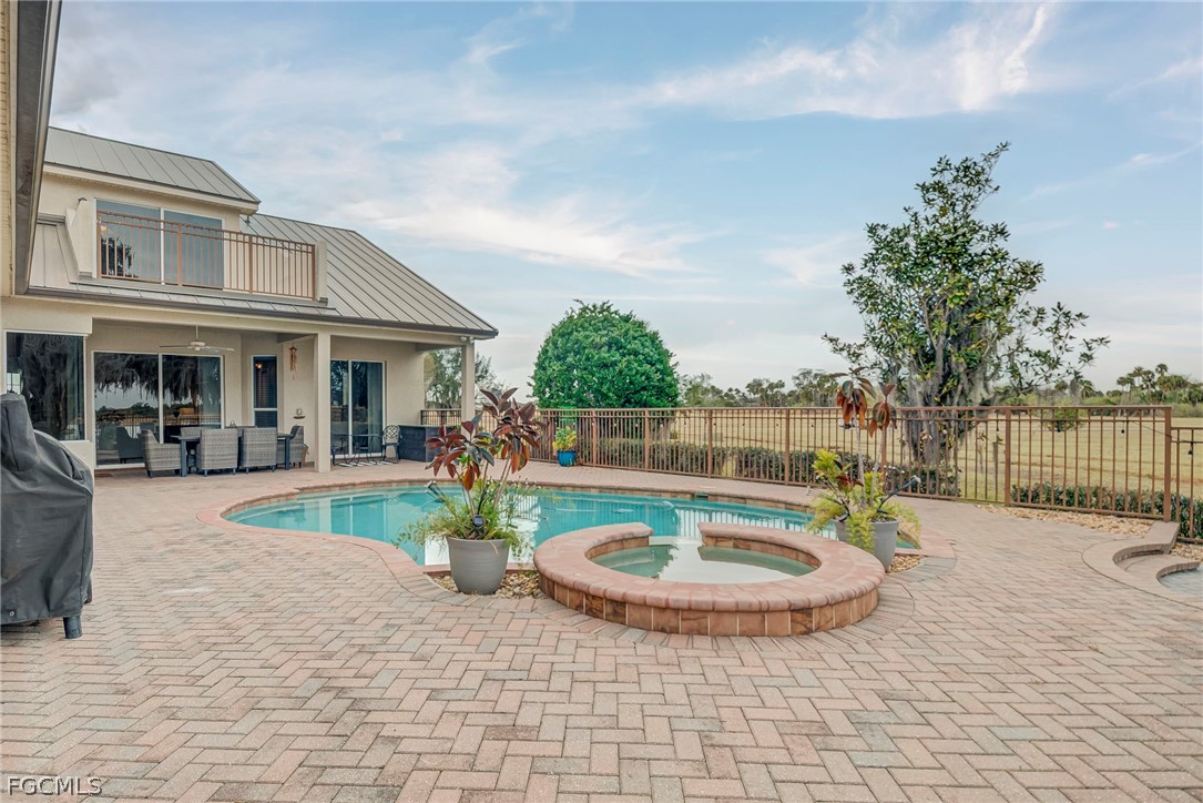 2131 Silk Bay Blvd Property Photo 40