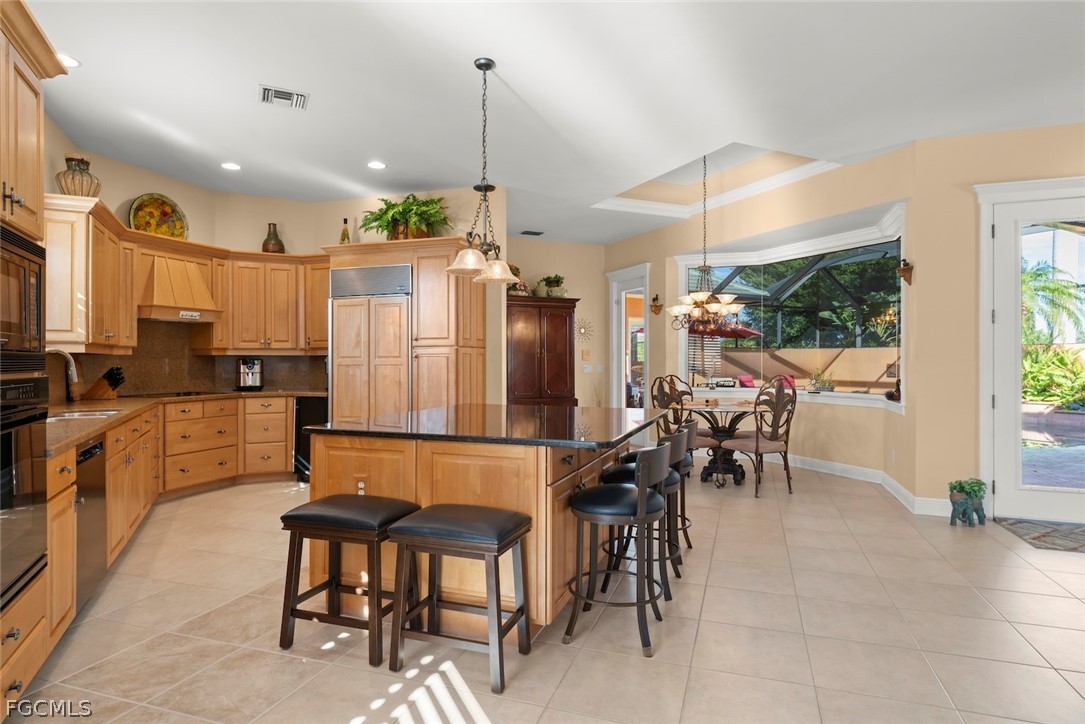 15431 Greenock Ln Property Photo 23