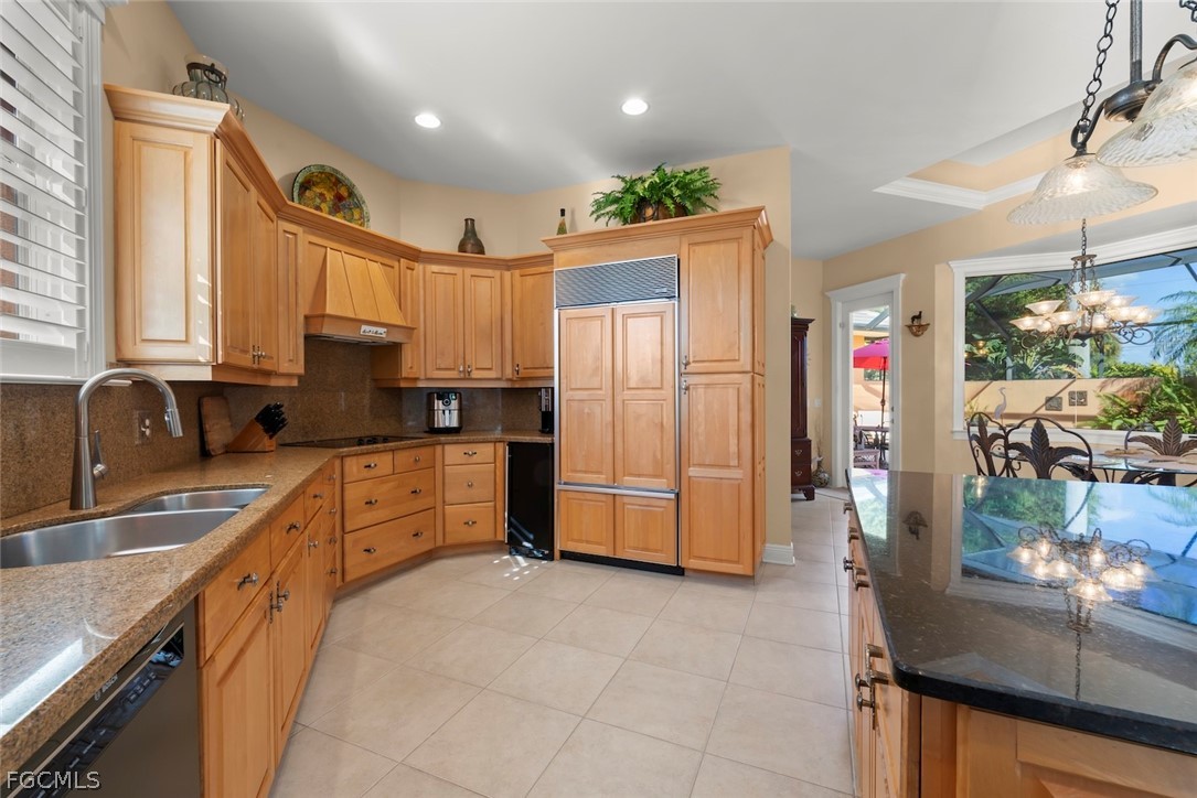15431 Greenock Ln Property Photo 24