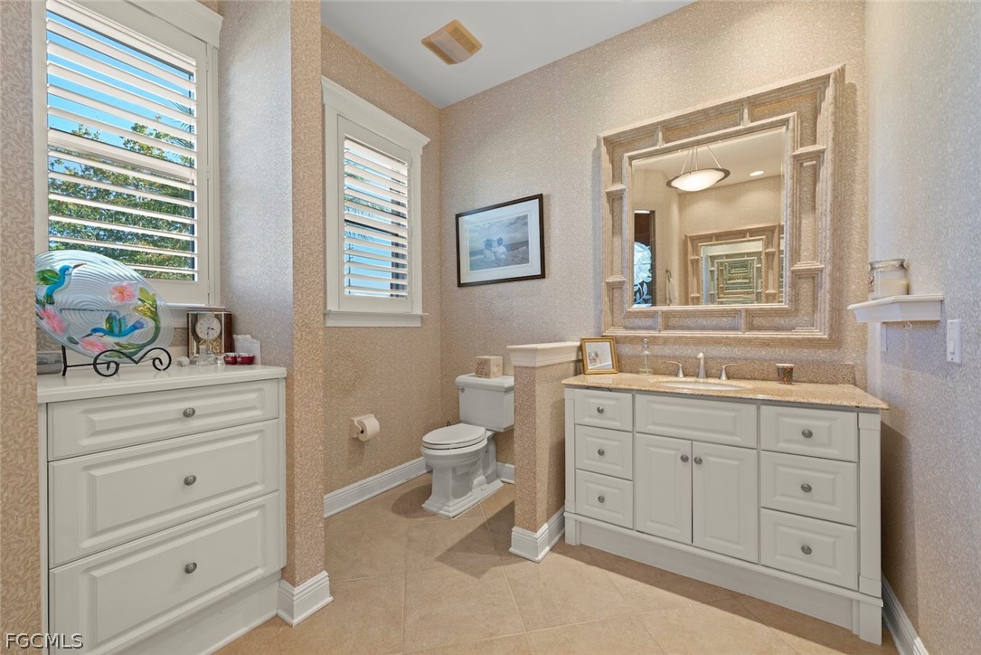 15431 Greenock Ln Property Photo 38