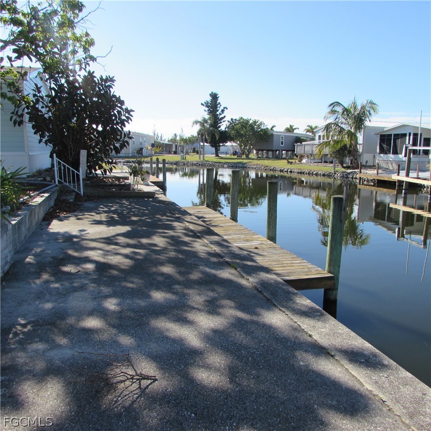 5004 Gulfgate Ln Property Photo 11