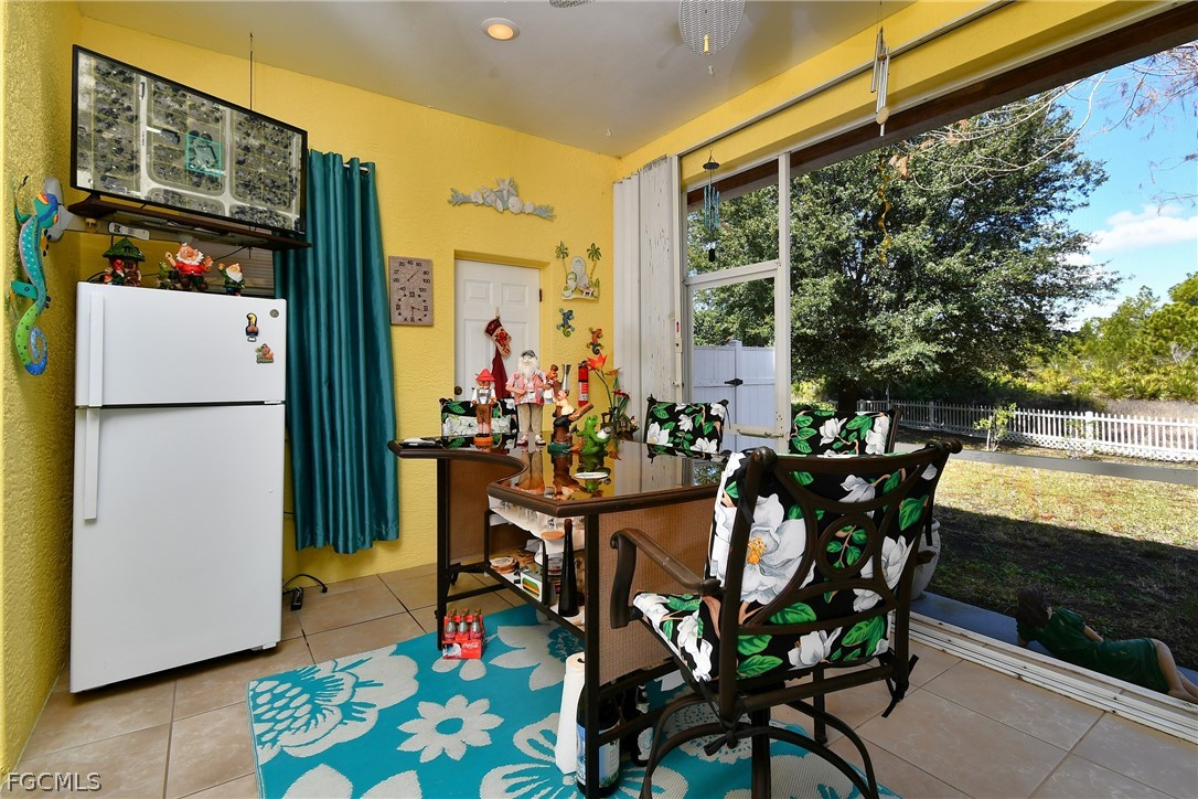 836 Worth Ave S Property Photo 22
