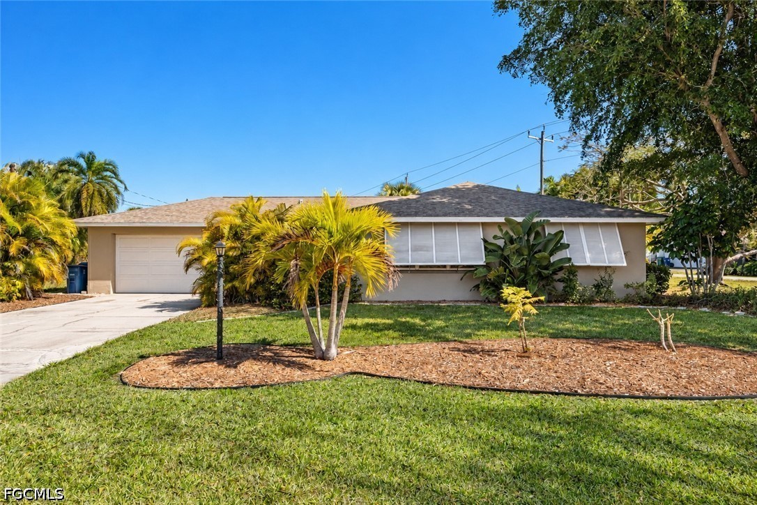 15637 Omai Ct Property Photo 2