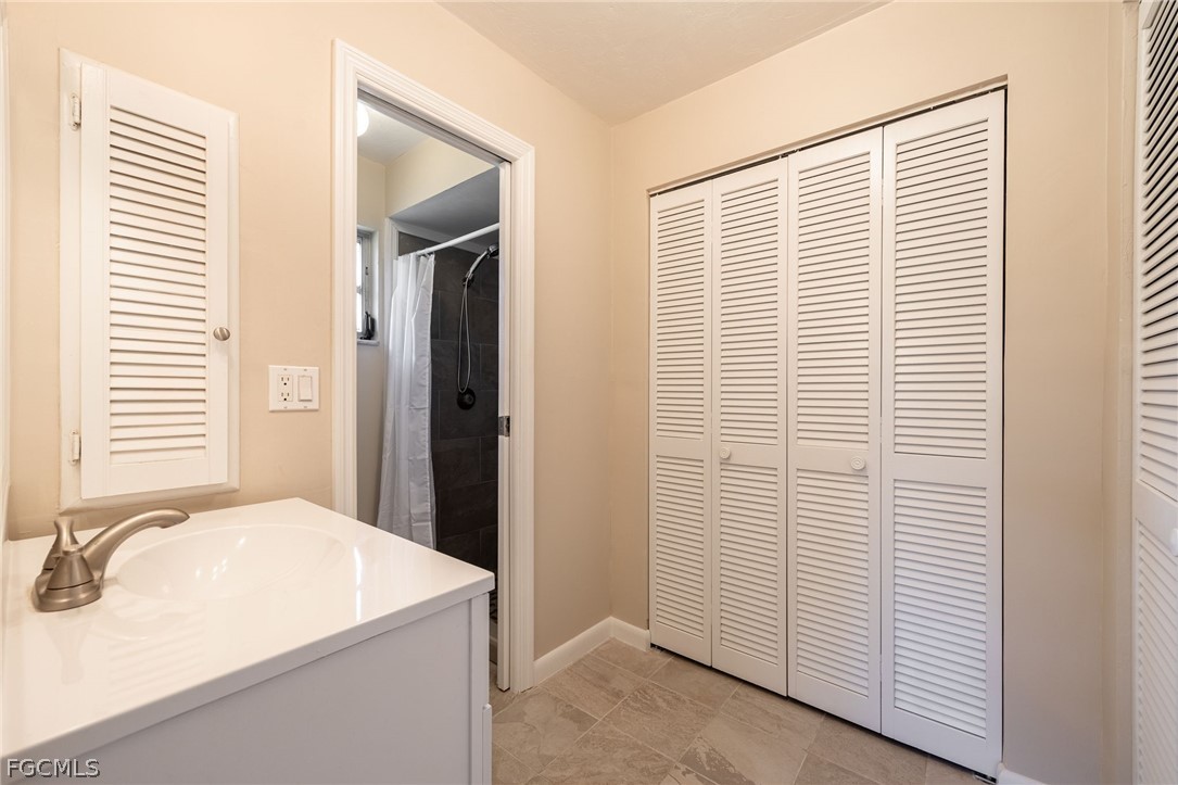 15637 Omai Ct Property Photo 19