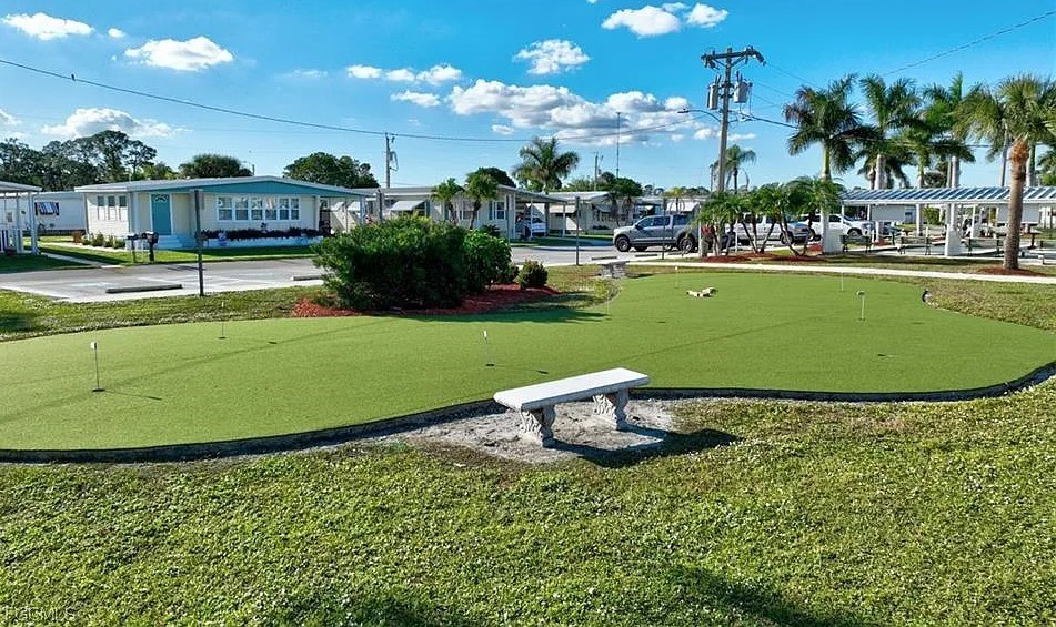 216 Captains Walk Property Photo 10