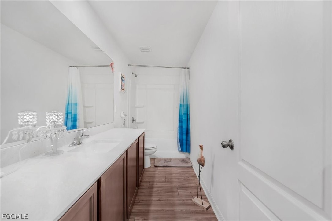 828 Youngreen Dr Property Photo 22
