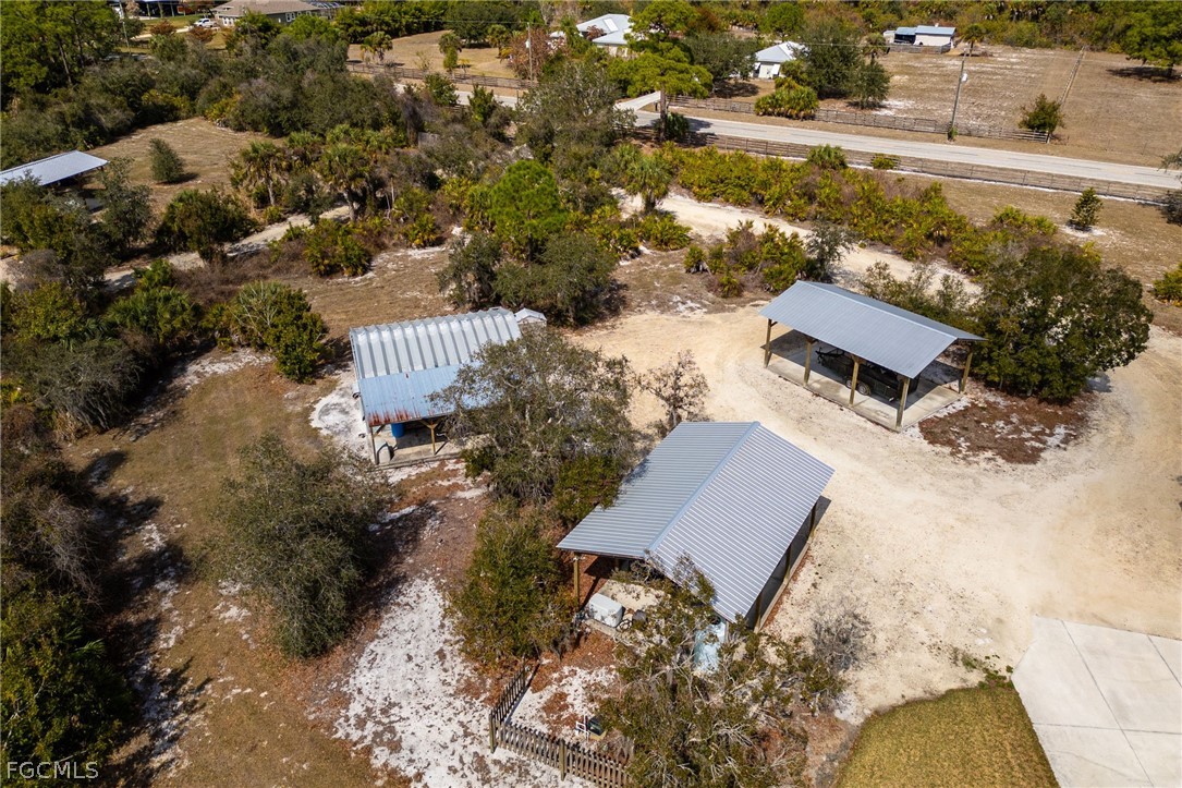 22800 N River Rd Property Photo 46