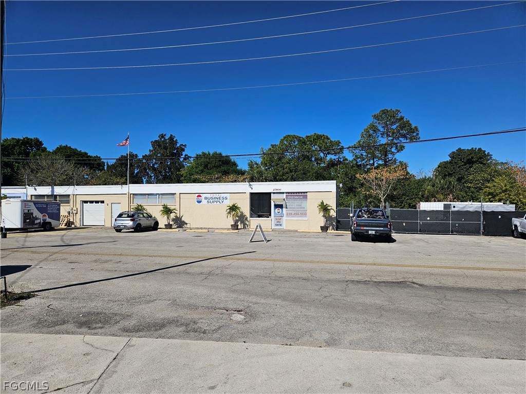 27900 Industrial St Property Photo 1