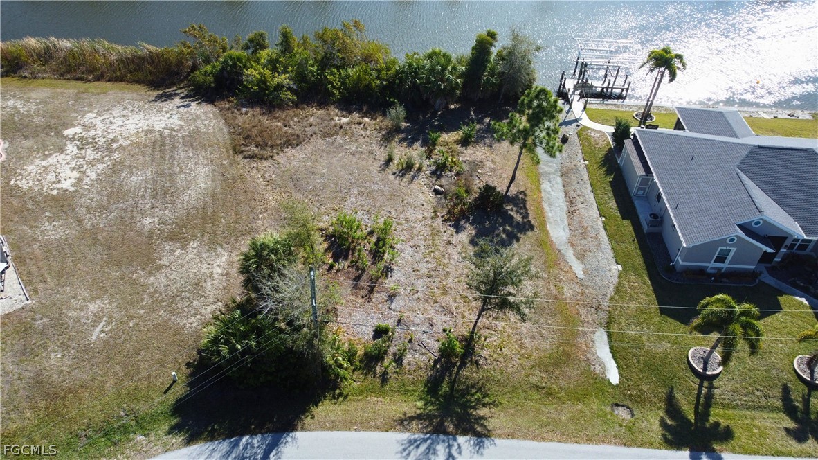 9548 Attica Cir Property Photo 2