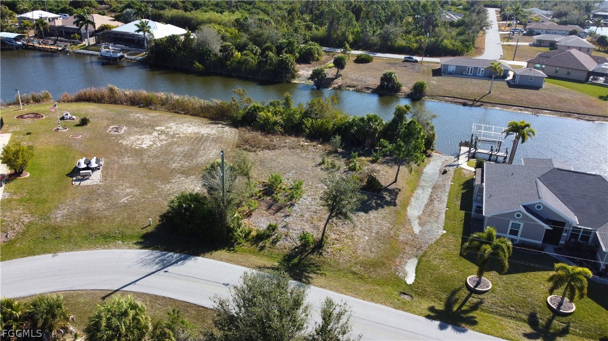 9548 Attica Cir Property Photo 4