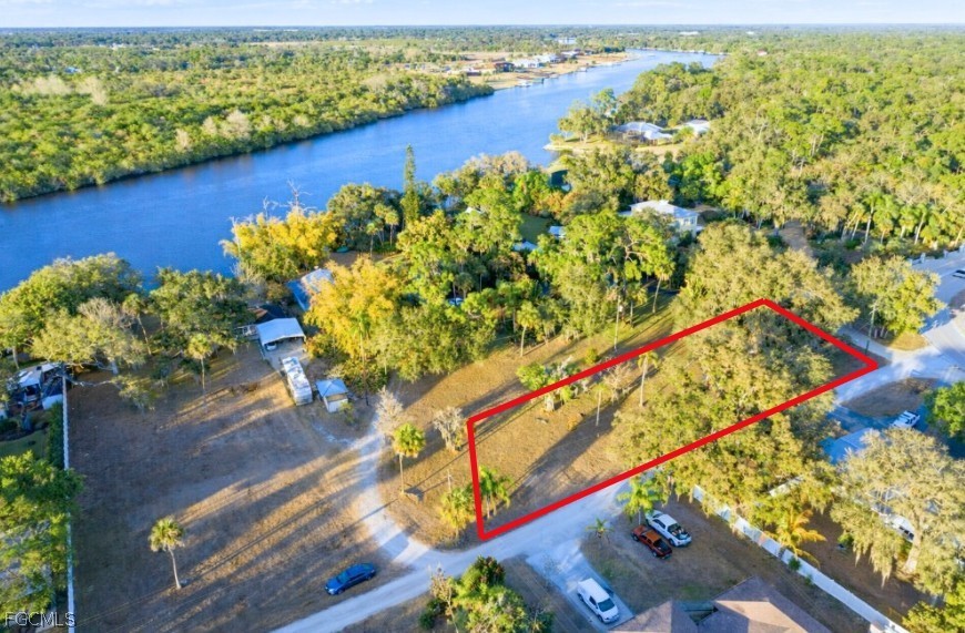 2014 Fort Denaud Rd Property Photo 3