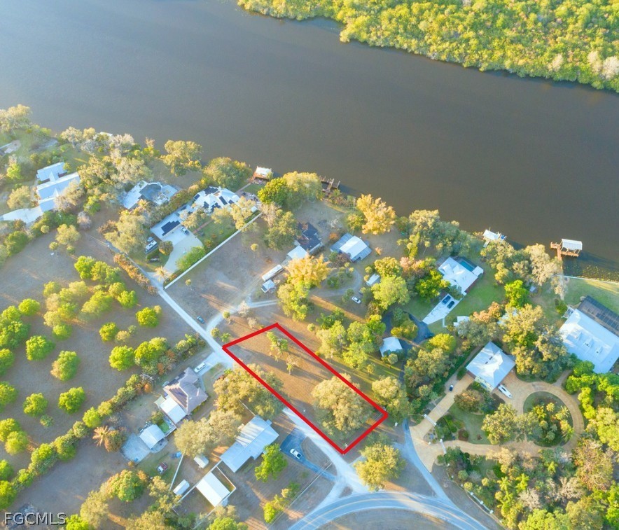 2014 Fort Denaud Rd Property Photo 9