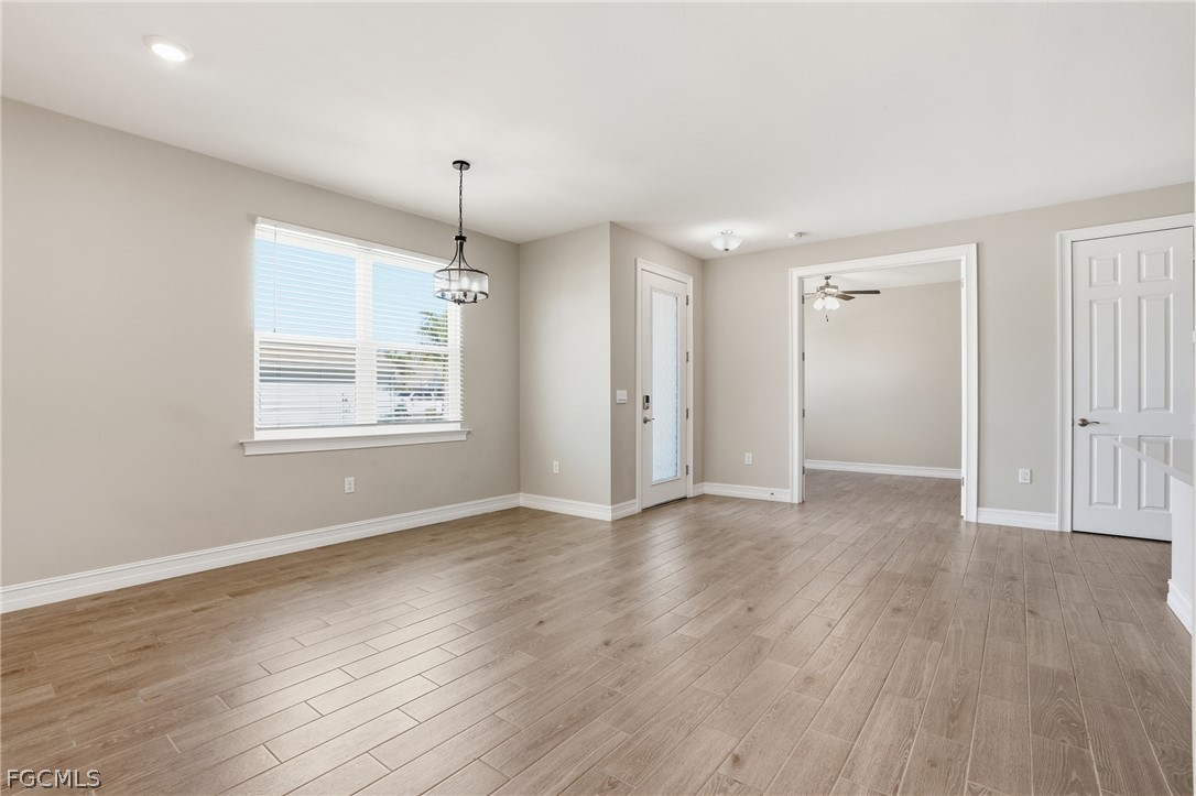 1193 Enbrook Loop Property Photo 9