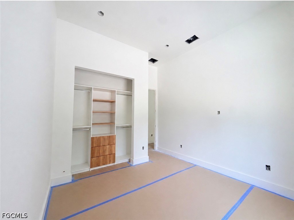 159 12th Ave Ne Property Photo 9