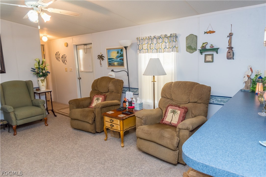 12130 Palm Dr Property Photo 7