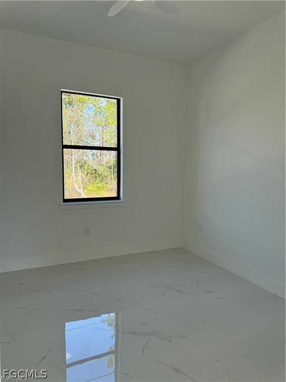 3002 68th St W Property Photo 11