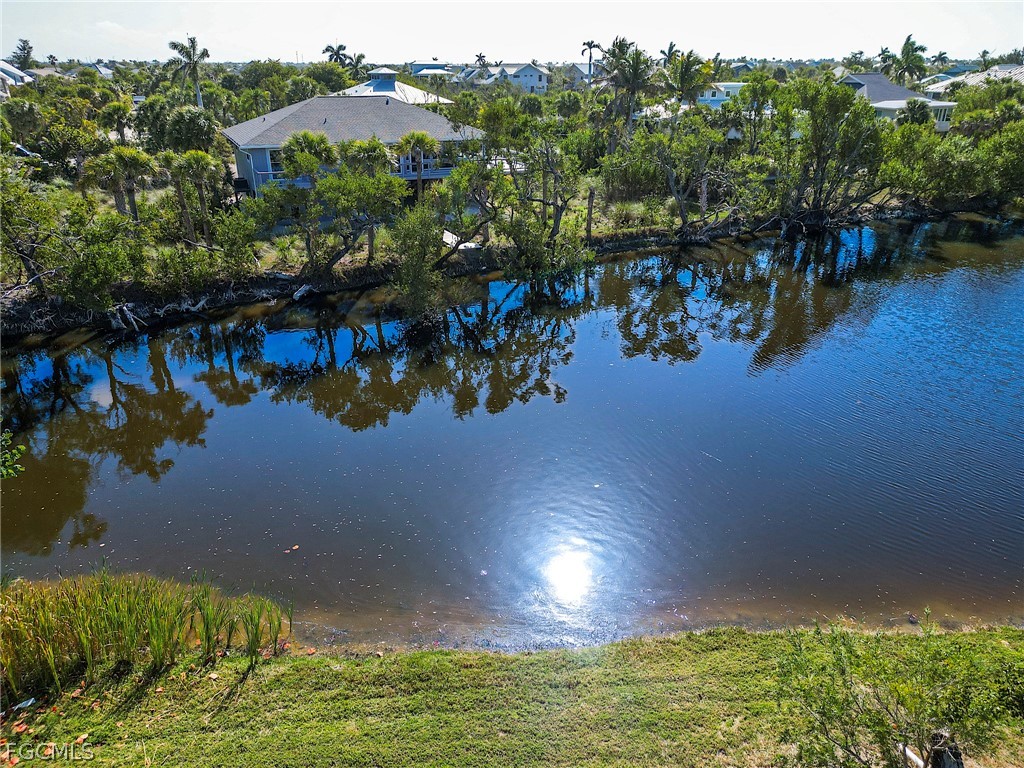 1016 Fish Crow Rd Property Photo 3