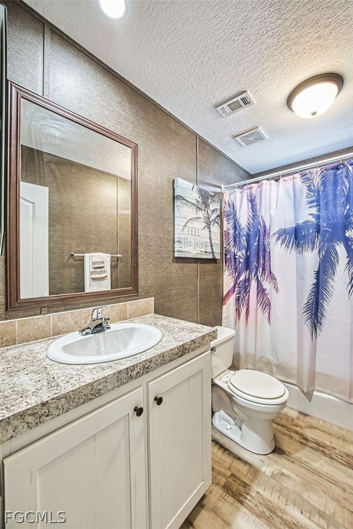 7638 Peyraud Dr Property Photo 26