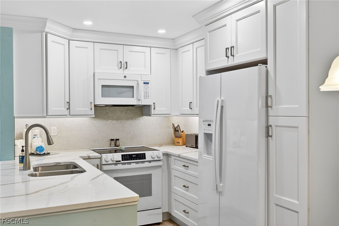845 E Gulf Dr 1521 Property Photo 10